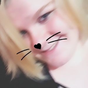 Meet your Posher, Mya